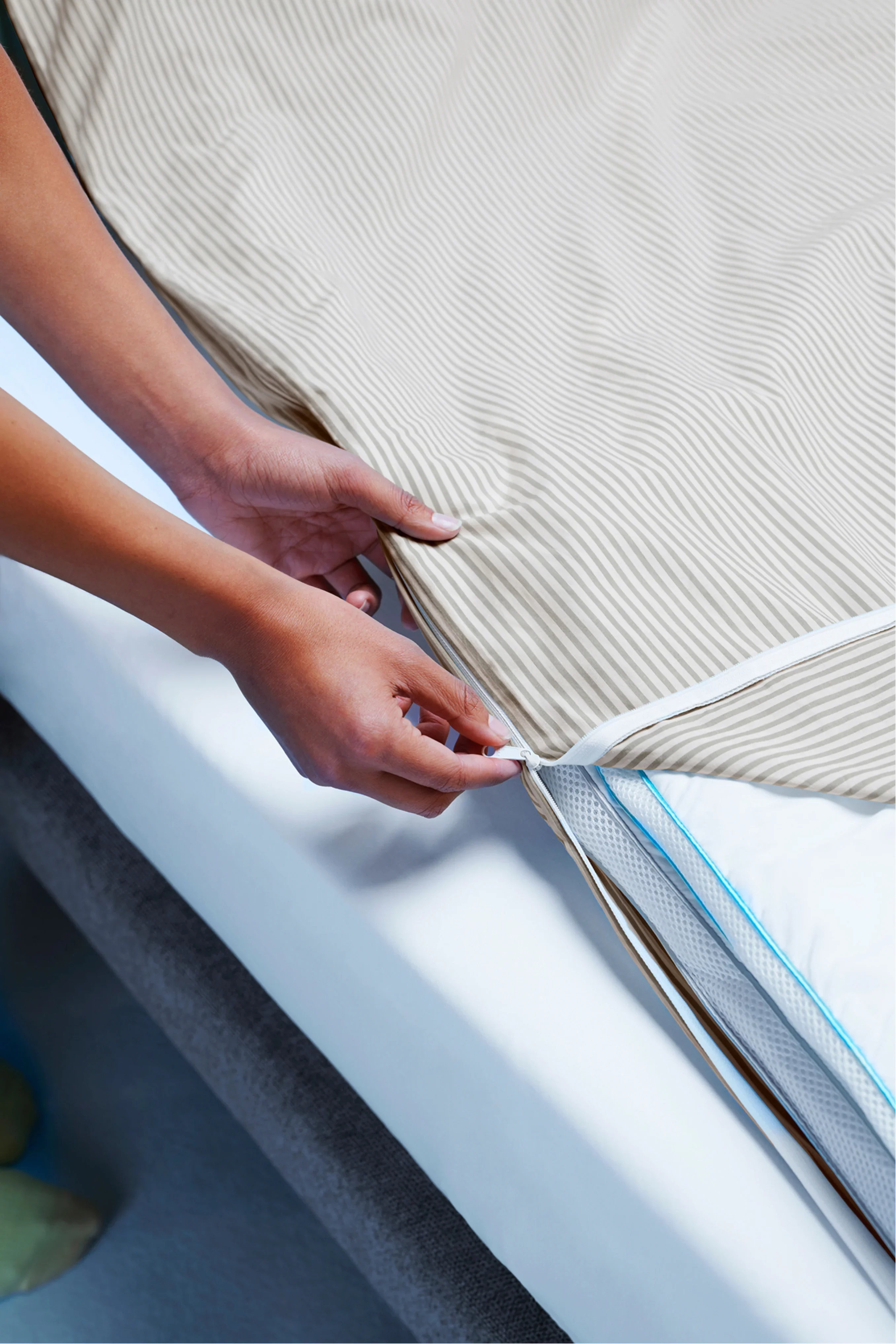 Cloudpillo Striped Bedding Set - Image 18